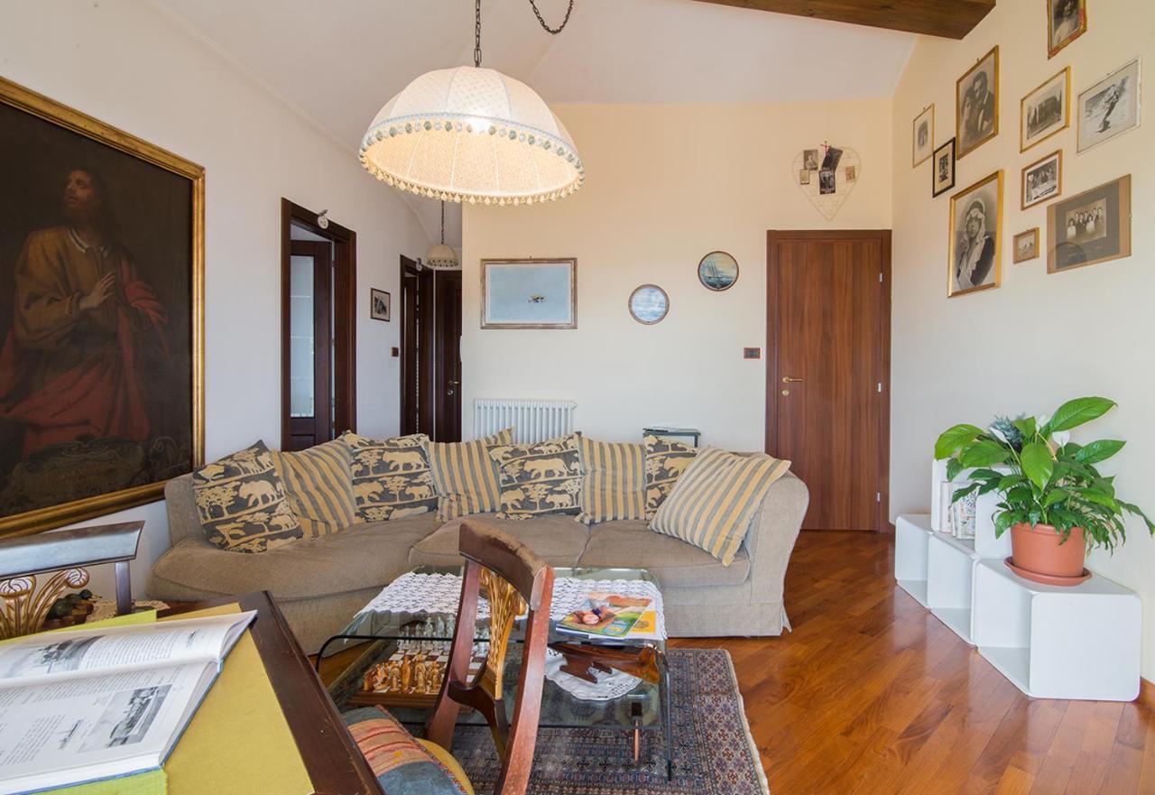 La Mansarda Delle Meraviglie B&B Superior Trieste Dış mekan fotoğraf